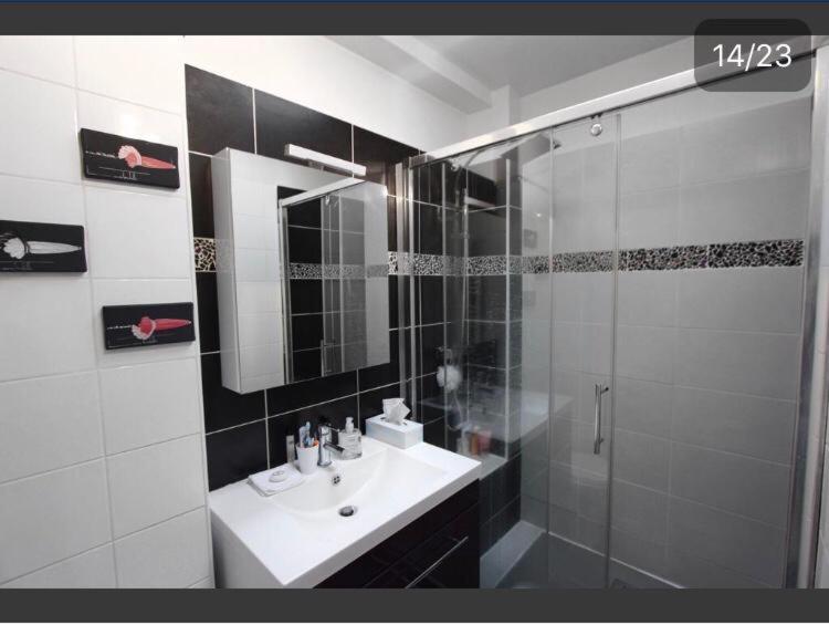 Apartamento Petit Havre De Paix De 27M2 A Montmartre París Exterior foto